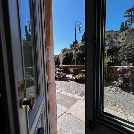 Apartament Domus Almapetra Ai Fori Imperiali Rzym