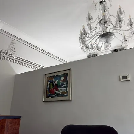 Domus Almapetra Ai Fori Imperiali *