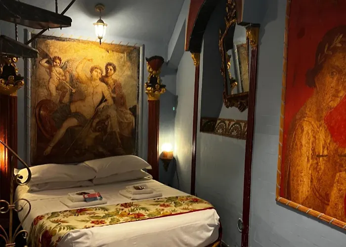 Domus Almapetra Ai Fori Imperiali *